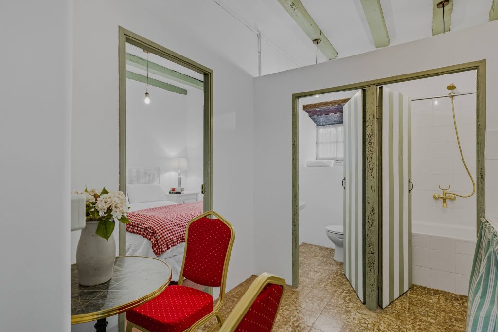 Nº4 Deluxe Double Room with Mountain View